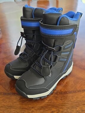 Totes Big Kid Boys SAGE Waterproof Insulated Flat Heel Winter Boots Sz 1 M -NEW